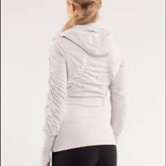 Lululemon Dance Studio Jacket
Dune - Picture 2 of 4